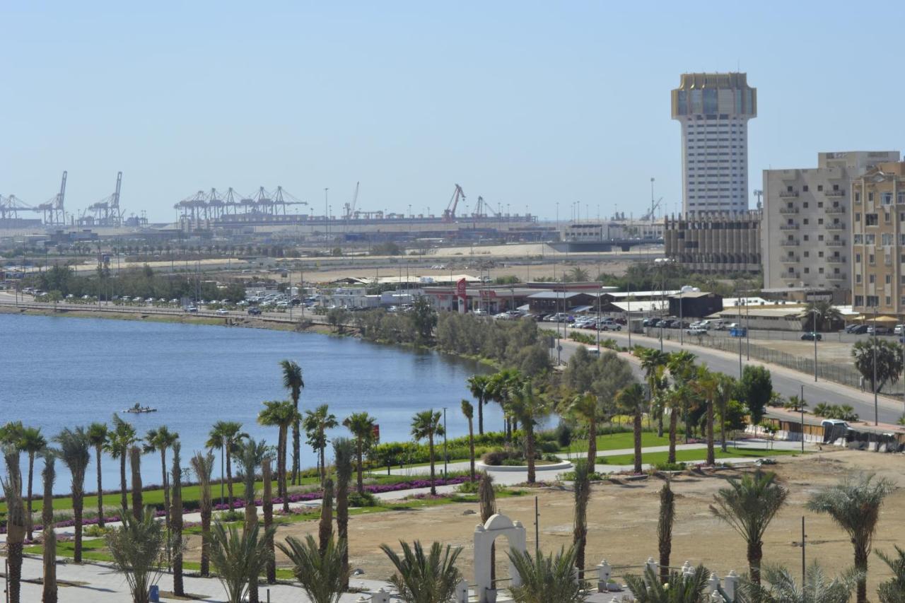 Jeddah Lake Hotel Exterior foto